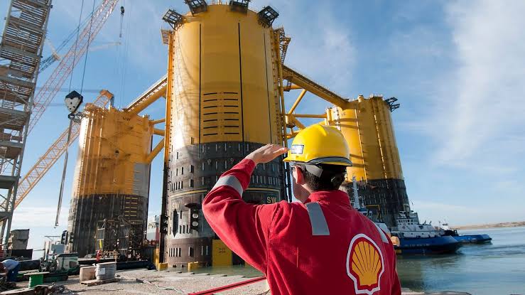 Oil and gas giant, Shell plc confirmed that it has resumed the supply of crude oil to the state-owned refinery at Port Harcourt, Nigeria.